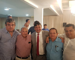 Dr. Wagner Coelho e governador Wellinton Dias se reunem com família do Fernando Monteiro 
