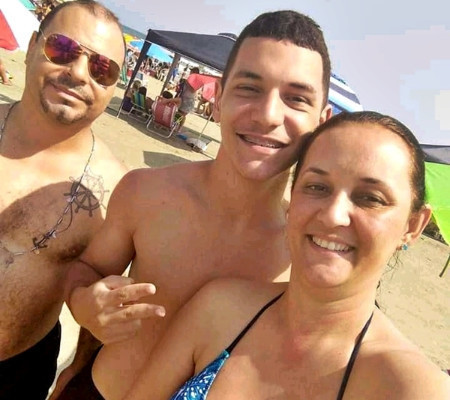 Tia diz que família de piauiense foi carbonizada por causa de herança; assista