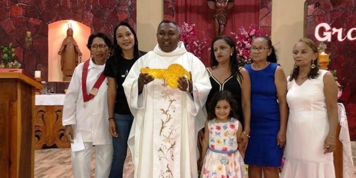 PADRE JOSÉ DINO SE DESPEDE DA PARÓQUIA DE REDENÇÃO DO GURGUÉIA