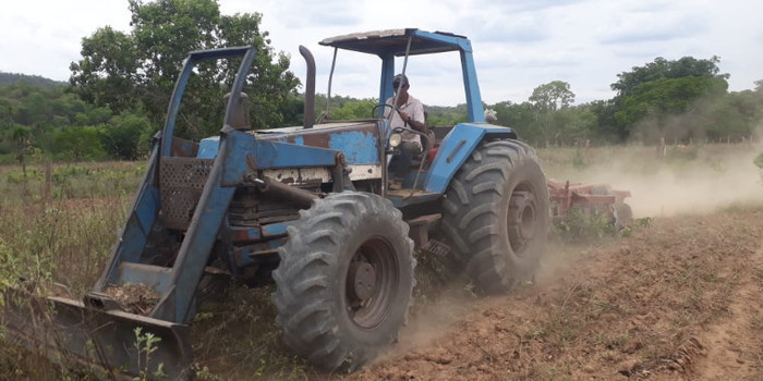 Agricultores de Uruçuí recebem programa de aração de terras