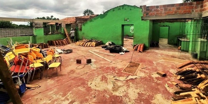 Prefeitura atende reivindicação da comunidade Cipó de Cima e reconstrói escola