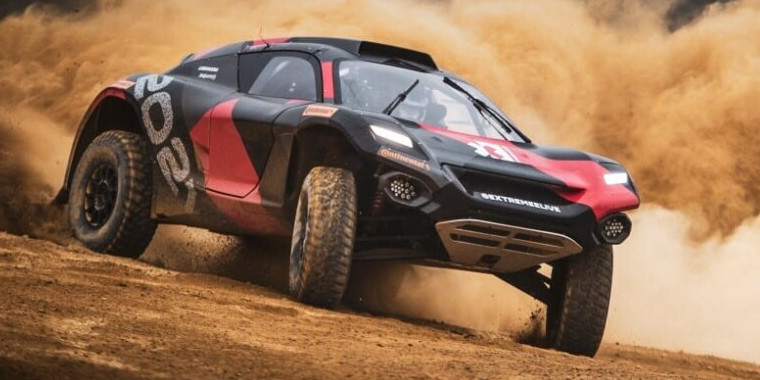 Pilotos realizam o primeiro teste com carro da Extreme E