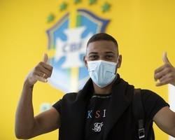 Jogadores convocados começam a se apresentar à Seleção Brasileira