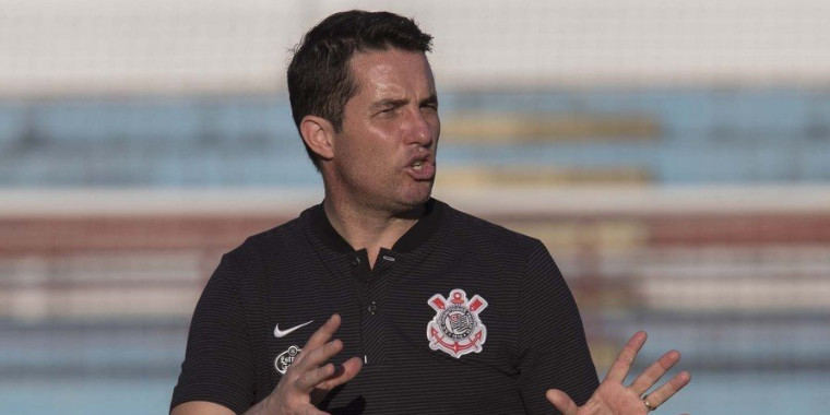Corinthians anuncia saída de coordenador técnico
