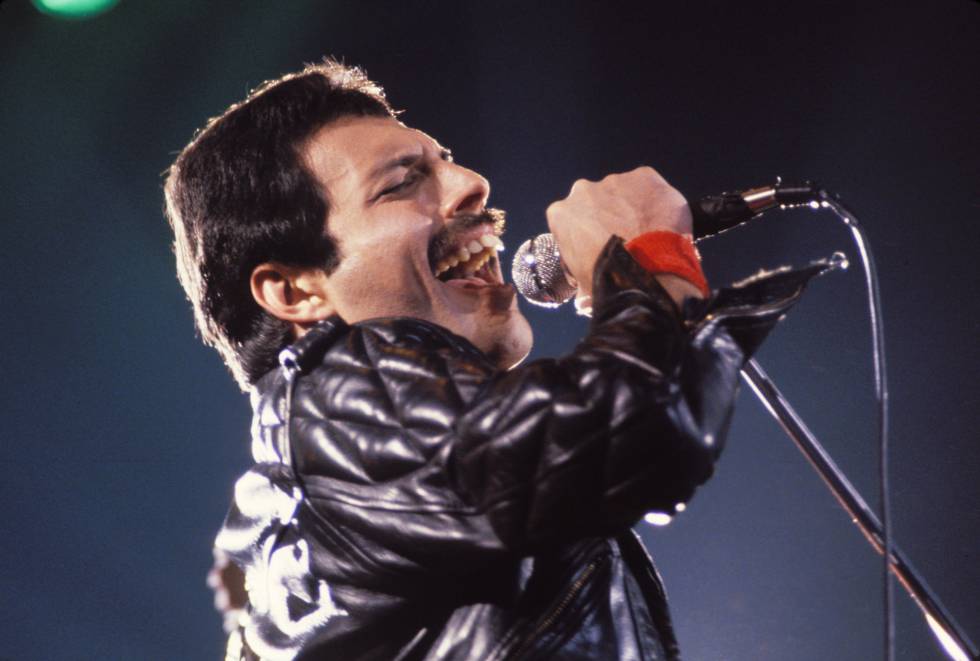 Freddie Mercury morreu há 29 anos e ninguém sabe onde está seu corpo Freddie Mercury morreu há 29 anos e ninguém sabe onde está seu corpo