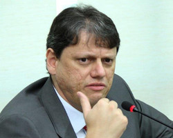 Ministro Tarcísio de Freitas deve ir ao Piauí para inaugurar ponte