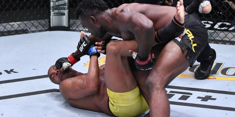 Anderson Silva recebe suspensão médica de seis meses