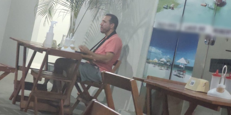 Baré: Técnico com Covid-19 é flagrado em restaurante