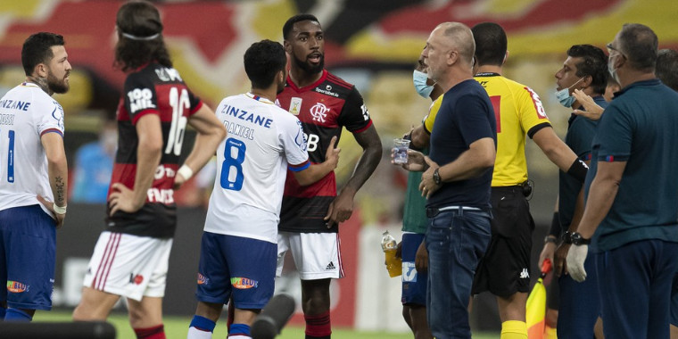 Acusações de injúria racial continuam "rondando" o futebol