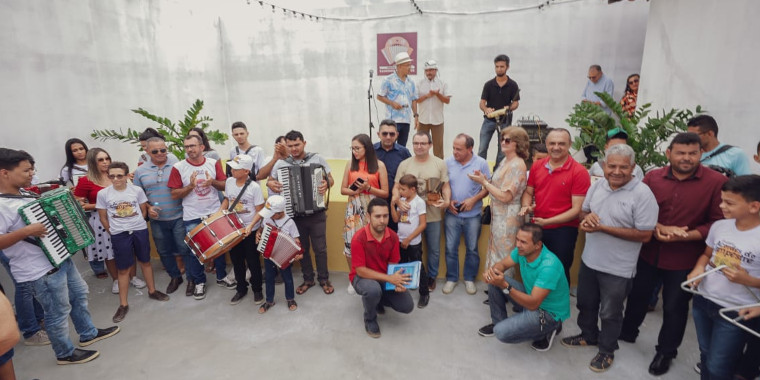 Dom Inocêncio ganha Escola de Sanfonas “Raimundo do Mundico”