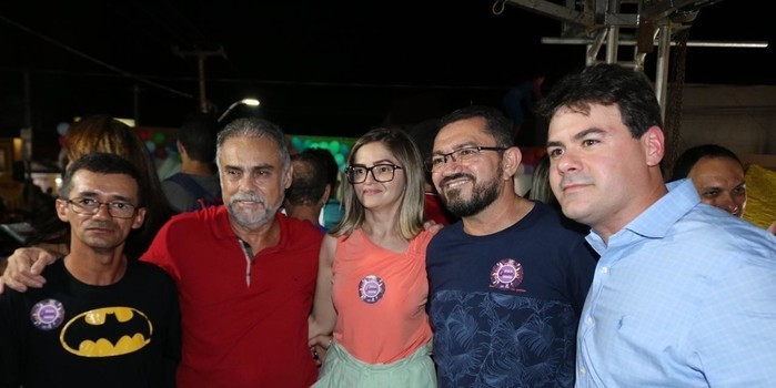 Padre, Araujinho, Maria e Severo juntos no Carnaval
