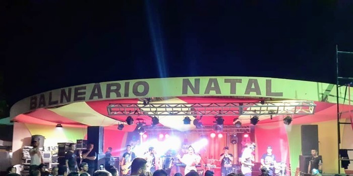 3a noite de Carnaval em Monsenhor Gil, Mw Som e Gil Mendes fazem a festa