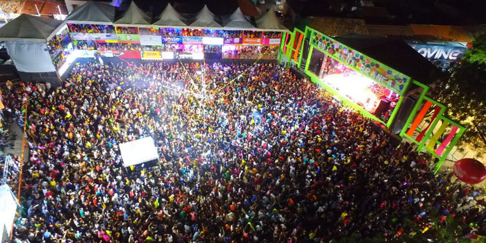 Quarta noite do Carnaval de Água Branca reuni mais de 10 mil pessoas