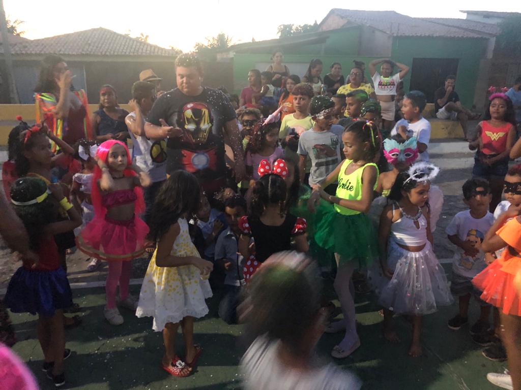 Prefeitura realiza carnaval das crianças em Santo Inácio do Piauí  - Imagem 7