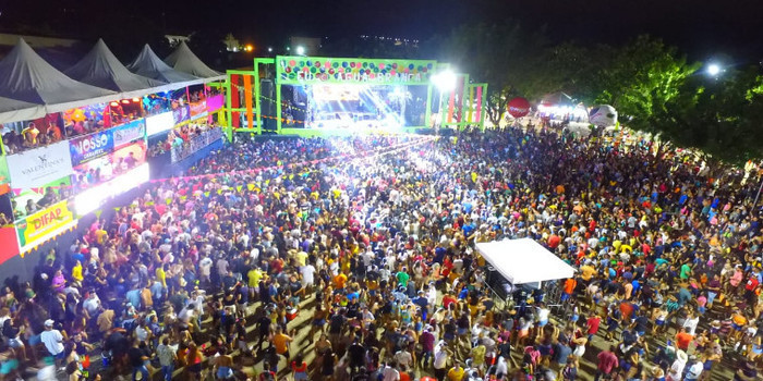 Zé Vaqueiro encerra última noite de Carnaval em Água Branca