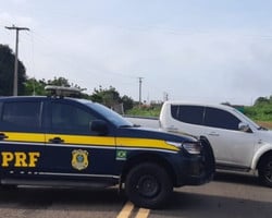 Foragido do Espírito Santo é preso com carro de luxo roubado no Piauí