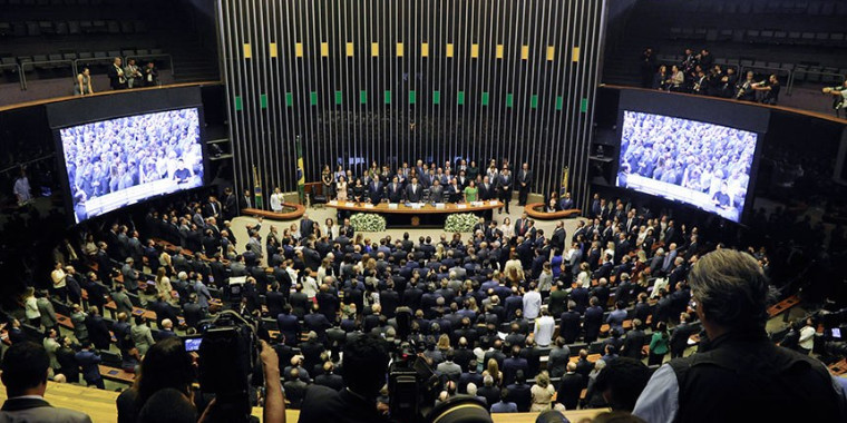 Congresso reabre trabalhos com cerimônia na tarde desta segunda-feira