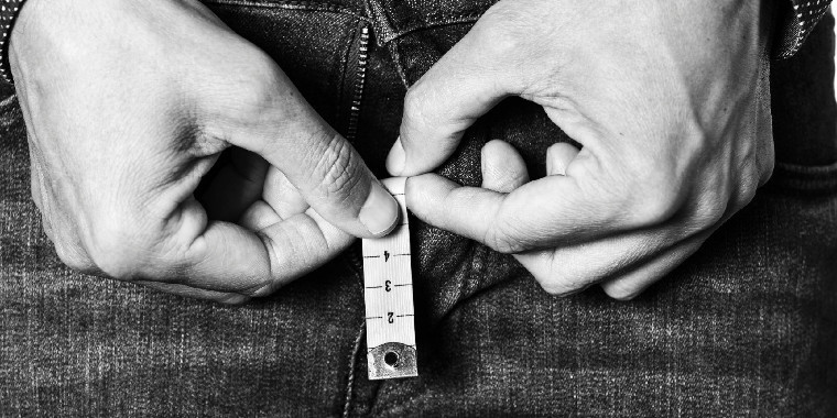 Criado aplicativo de paquera para homens com órgão genital pequeno