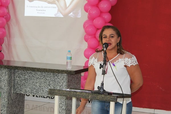 Mulheres participam de palestra sobre prevenção do câncer do colo do útero  - Imagem 11