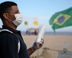 Brasil tem mais de 300 casos de coronavírus em 15 estados e no DF