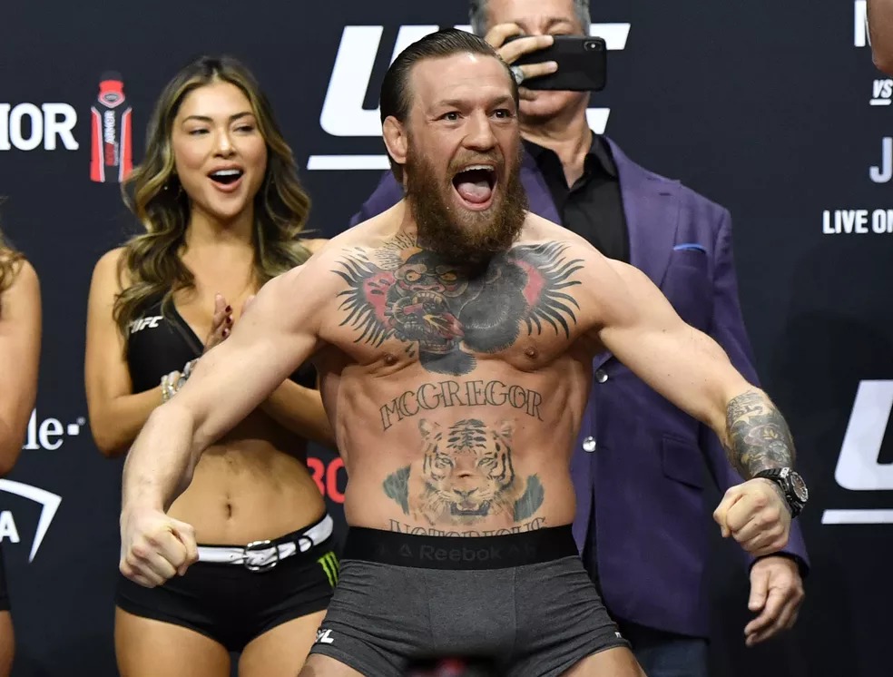 Conor McGregor revelou que estará de volta ao octógono em breve — Foto: Getty Images Conor McGregor revelou que estará de volta ao octógono em breve — Foto: Getty Images