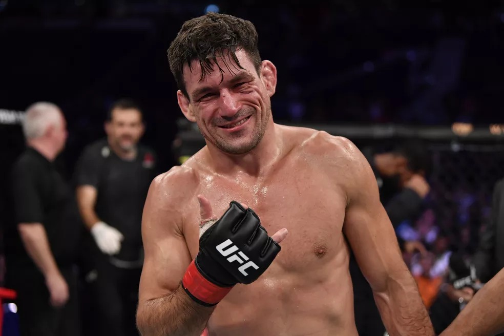 Demian Maia comemora a vitória contra Ben Askren — Foto: Getty Images Demian Maia comemora a vitória contra Ben Askren — Foto: Getty Images