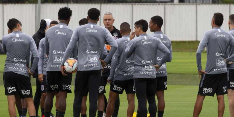 Timão comunica férias a todo o departamento de futebol