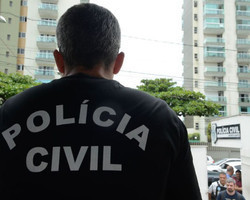Polícia prende suspeitos de furtar 15 mil testes de coronavírus em SP