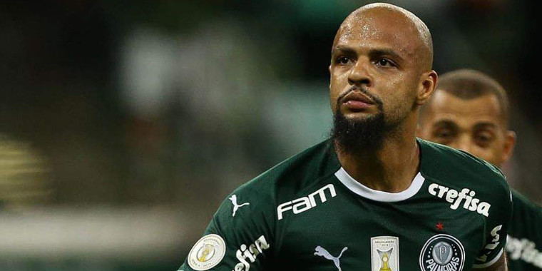 Felipe Melo: "saudades das "tretas" no futebol"