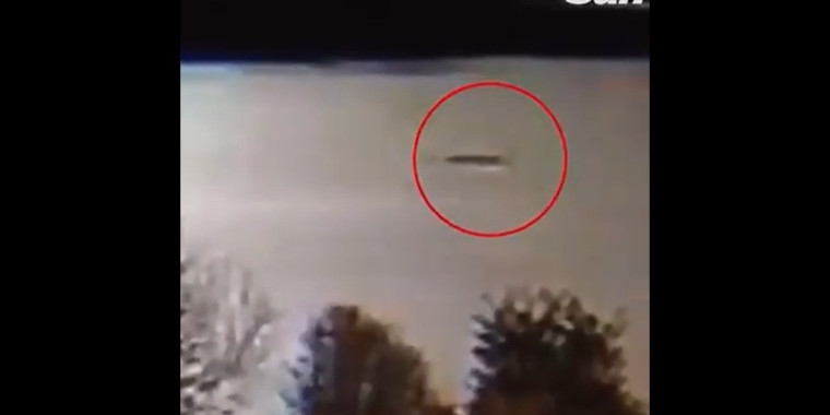 Homem diz ter avistado o monstro do lago Ness e filma momento; vídeo