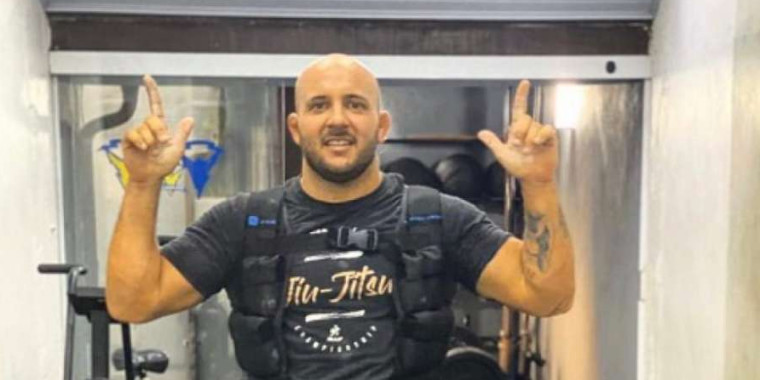 Faixa-preta revela estratégias para manter academia