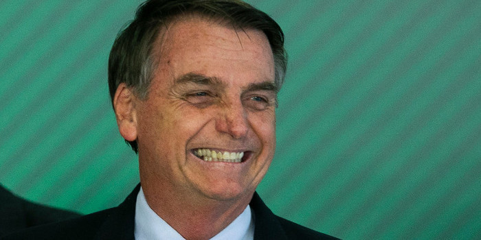 Ministério da Saúde muda protocolo para facilitar uso da Cloroquina