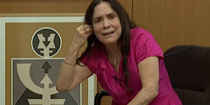 Regina Duarte deixa Secretaria de Cultura do governo de Bolsonaro