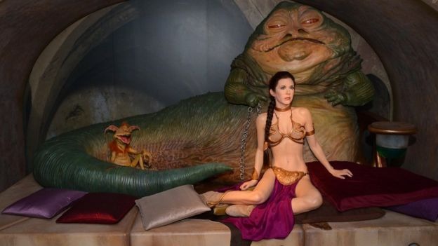 Leia presa em Londres.
