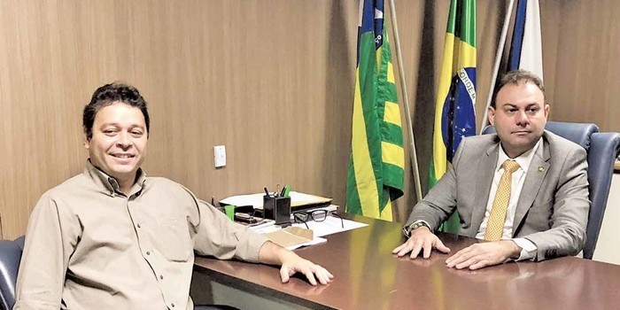 Evandro e Jeová tem embates por conta de comissão e sessão presencial