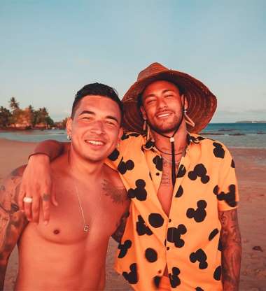 Saiba quem são os 'parças' famosos e anônimos de Neymar - meionorte.com