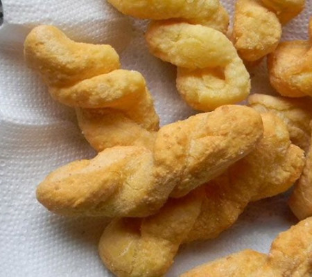 Saiba como preparar bolo frito piauiense