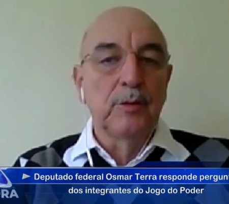 Osmar Terra afirma que apesar de aliança Bolsonaro não está blindado de impeachment