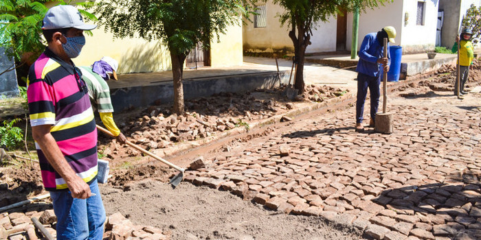 Prefeitura de Joaquim Pires inicia obras de recuperação de calçamentos