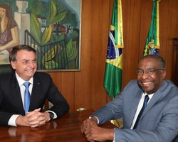 Carlos Decotelli prepara carta de demissão do governo Bolsonaro