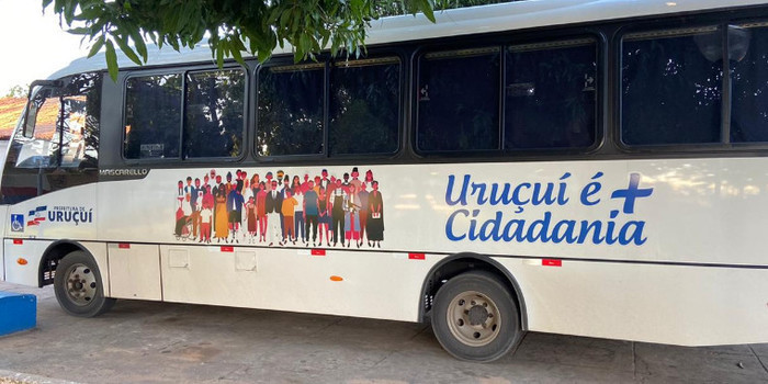 PMU adquire novo ônibus para transportar passageiros