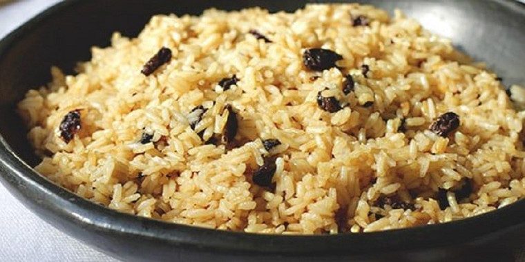 Receita de arroz cozido na coca-cola viraliza na internet