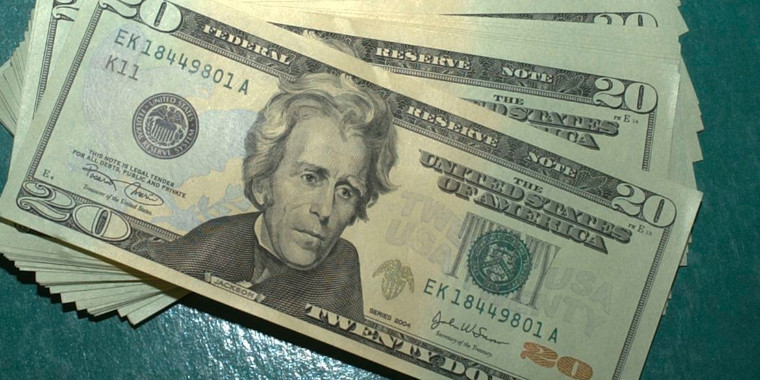 Bilionários ficam imunes à crise econômica na pandemia, mostra estudo