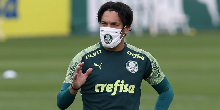 Gómez renova com o Palmeiras até 2024