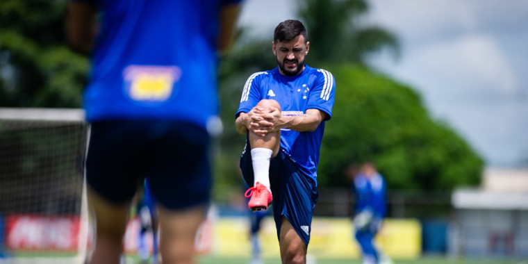 Nova tentativa de acordo entre Cruzeiro e Robinho é frustrada