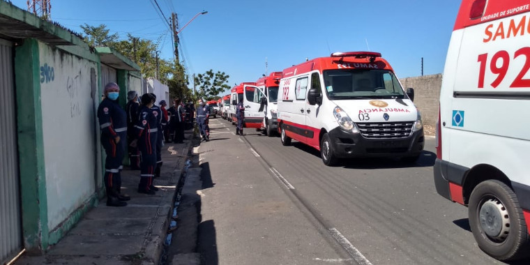 Viaturas do Samu participam de cortejo de Diretor Médico José Ivaldo