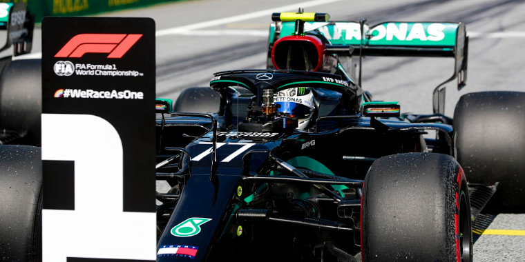 Finlandês Valtteri Bottas larga na frente no GP da Áustria