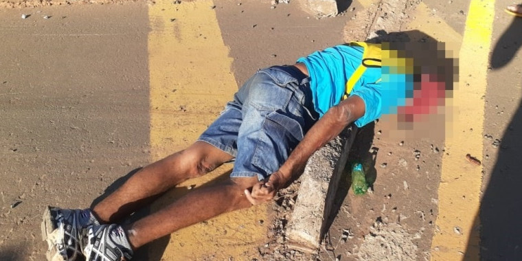 Mototaxista fica gravemente ferido após cair de veículo na BR-222