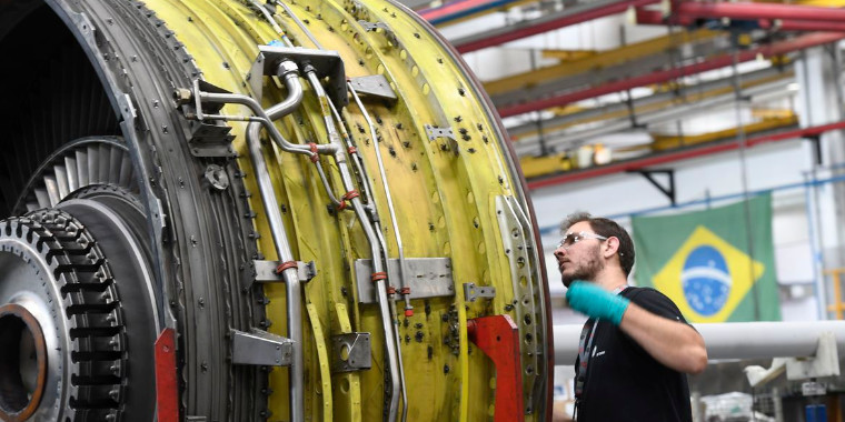 Instituições financeiras preveem queda de 5,46% na economia este ano