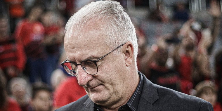 Dorival Júnior não resite à fase ruim no Athletico